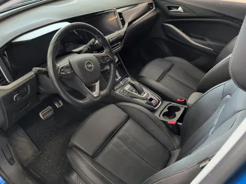 Car image 39
