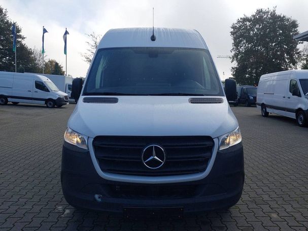 Mercedes-Benz Sprinter 317 CDI RWD 125 kW image number 4