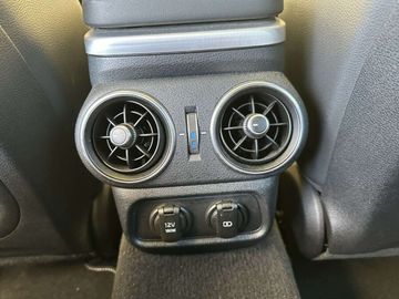 Car image 35