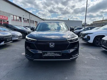 Car image 26