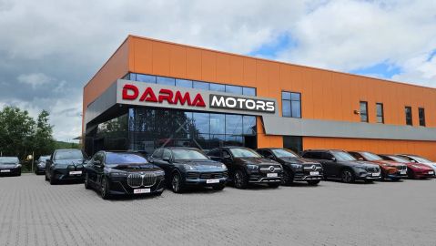 Car image 24