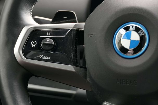 BMW 530 e 220 kW image number 32