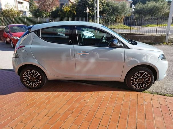 Lancia Ypsilon 51 kW image number 7