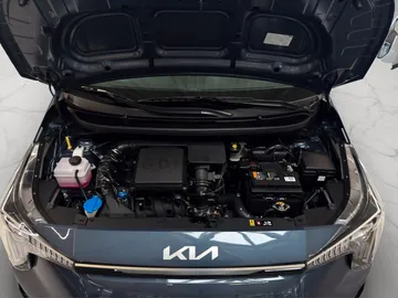 Car image 43