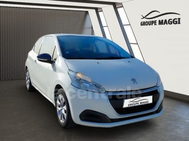 Peugeot 208 PureTech 68 Like 50 kW image number 12