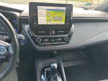 Car image 15