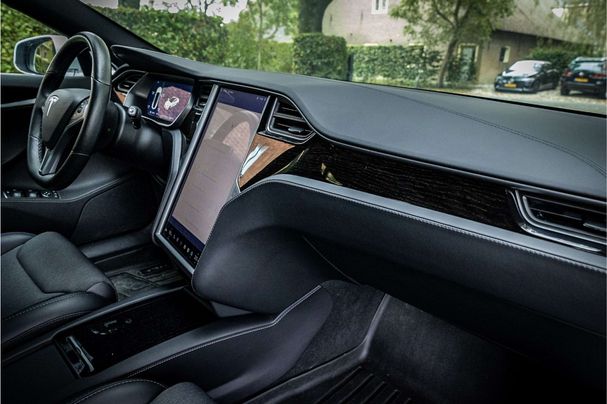 Tesla Model S 75D AWD 246 kW image number 13