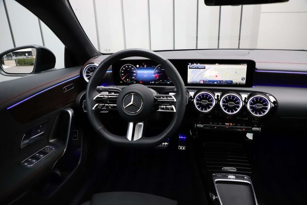 Mercedes-Benz CLA 180 100 kW image number 11