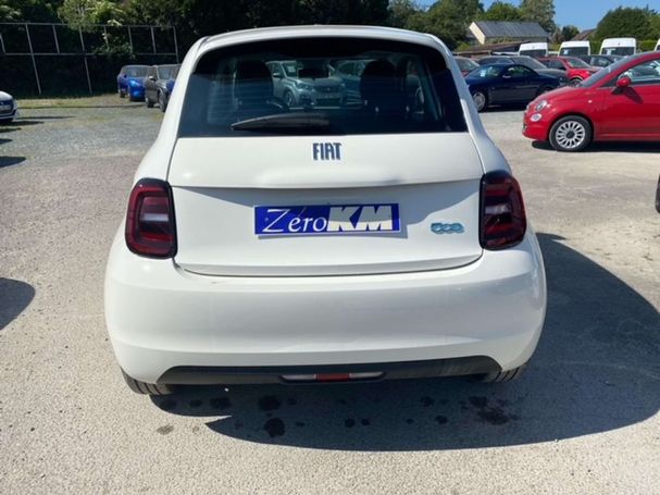 Fiat 500 e Action 70 kW image number 19