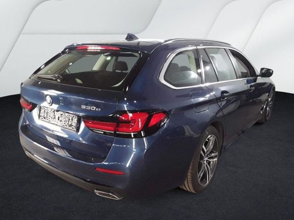 BMW 530 Touring 215 kW image number 3