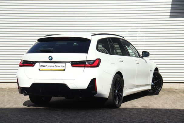 BMW 330e Touring 215 kW image number 4