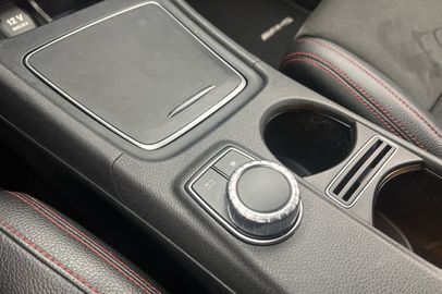 Car image 25