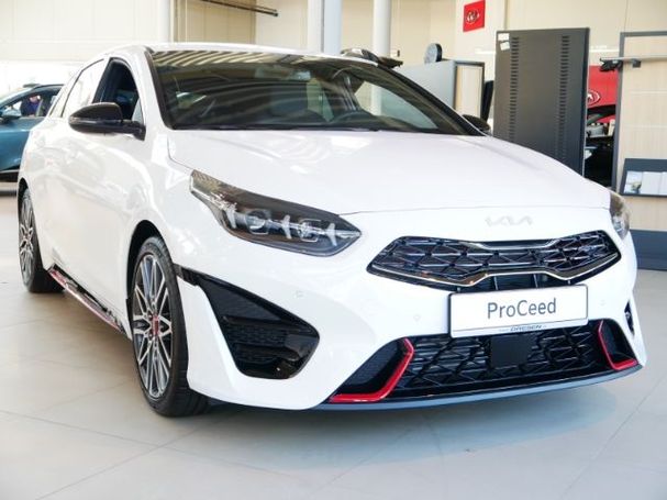 Kia ProCeed GT 150 kW image number 2