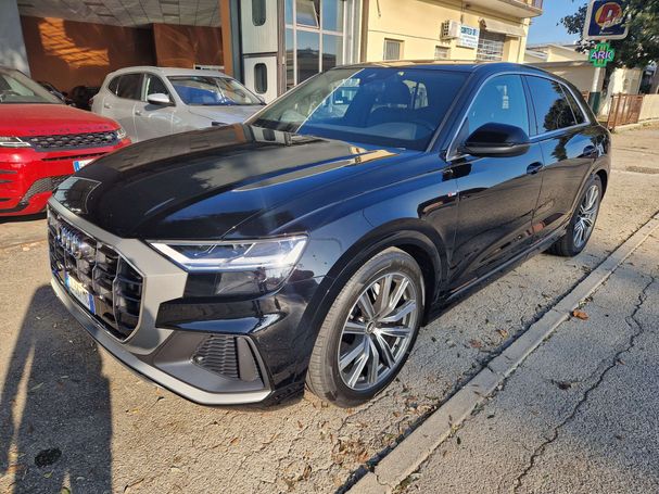 Audi Q8 45 TDI quattro Tiptronic 170 kW image number 1