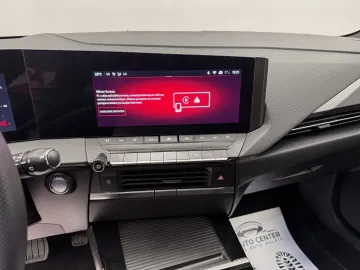 Car image 36