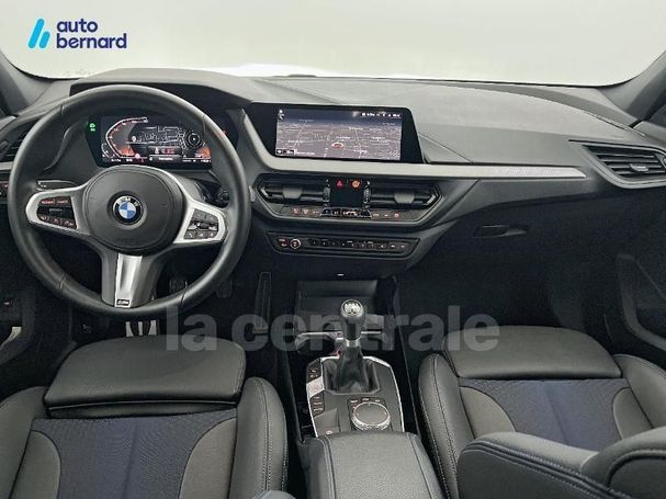 BMW 118i M Sport 103 kW image number 8