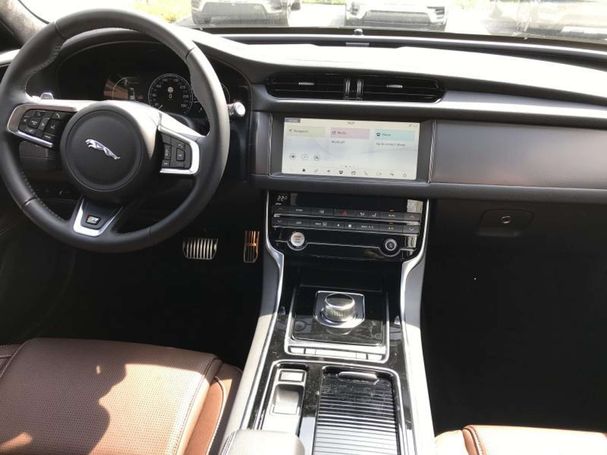 Jaguar XF Sportbrake R-Sport 132 kW image number 10