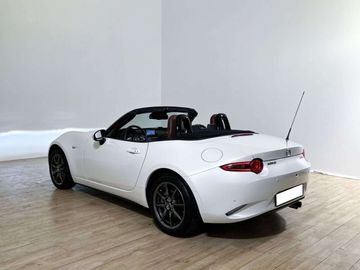 Car image 30