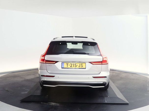 Volvo V60 B4 155 kW image number 12