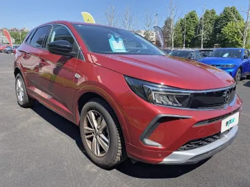 Car image 2