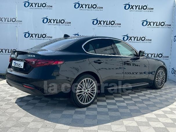 Alfa Romeo Giulia 2.2 AT8 118 kW image number 14