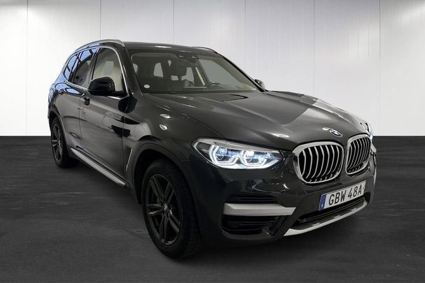 BMW X3 xDrive30e 216 kW image number 2