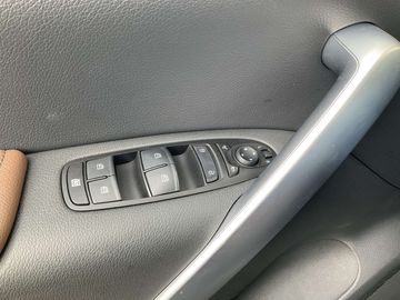 Car image 31