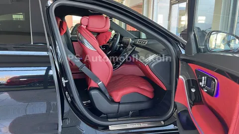 Car image 25