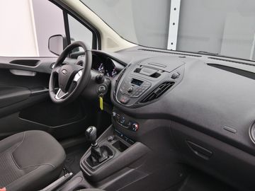 Car image 32