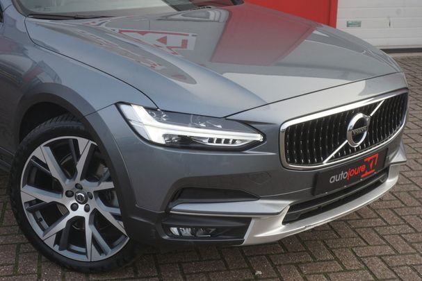 Volvo V90 Cross Country T5 AWD Pro 185 kW image number 5