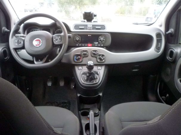 Fiat Panda Cross 1.0 Hybrid City 51 kW image number 10