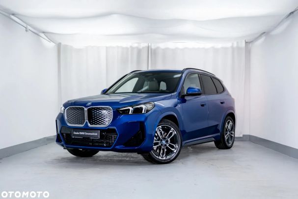 BMW iX1 xDrive30 M Sport 230 kW image number 1