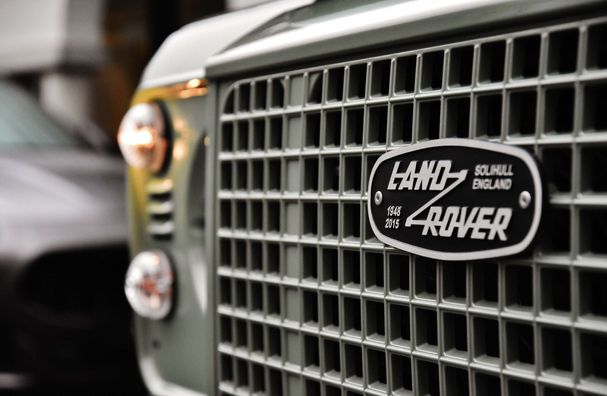 Land Rover Defender 90 kW image number 21