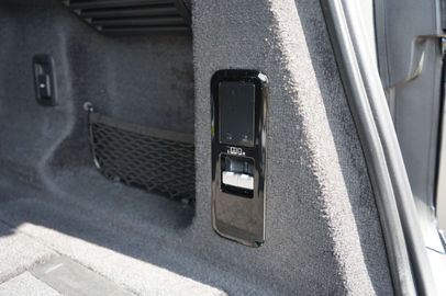 Car image 41