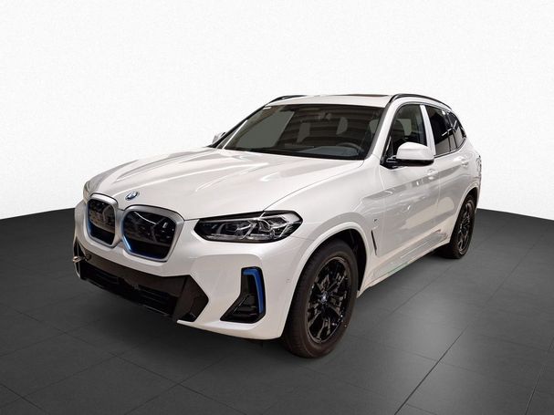 BMW iX3 M Sport 210 kW image number 1