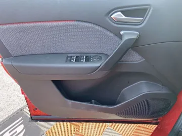 Car image 31