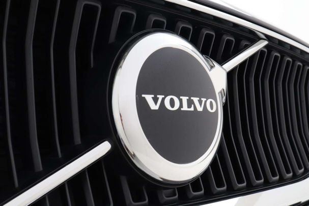 Volvo V60 B3 Essential 120 kW image number 25