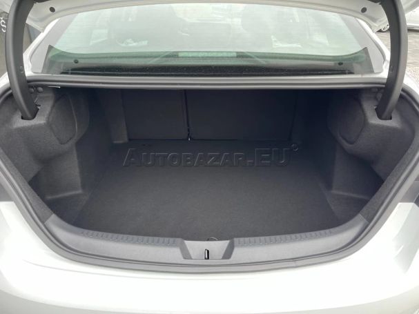 Renault Megane TCe 140 103 kW image number 11