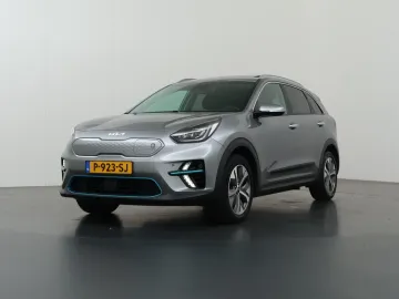 Car image 40