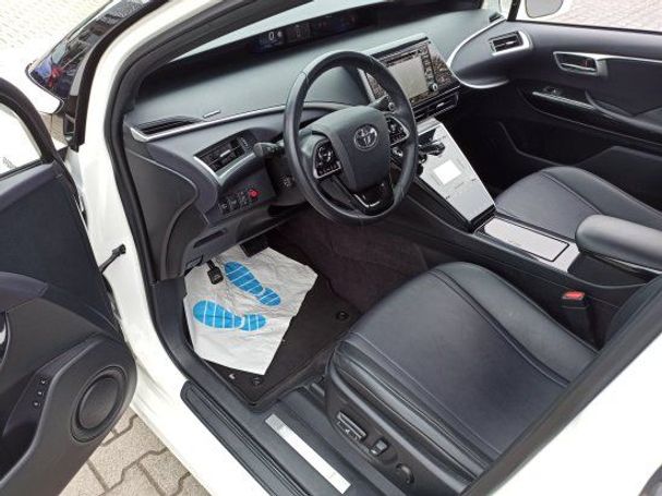 Toyota Mirai 113 kW image number 15