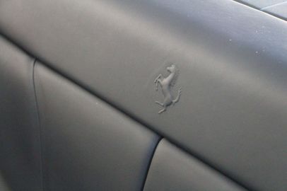 Car image 37