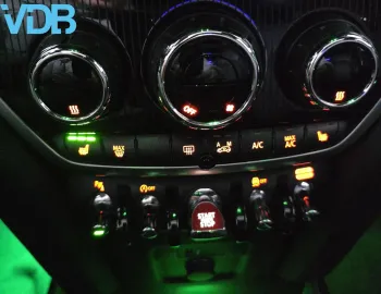 Car image 28