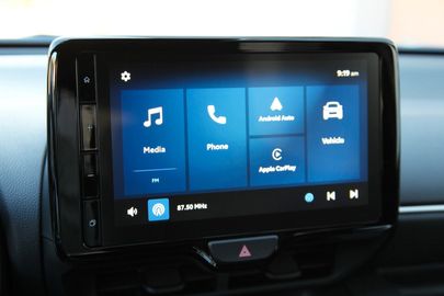 Car image 10