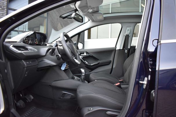 Peugeot 208 PureTech 60 kW image number 5