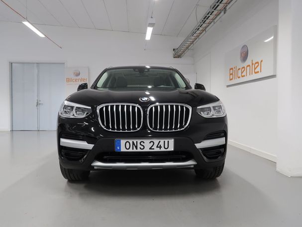 BMW X3 xDrive30e 216 kW image number 10