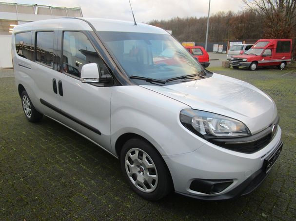 Fiat Doblo 1.6 16V MultiJet Lounge 88 kW image number 2