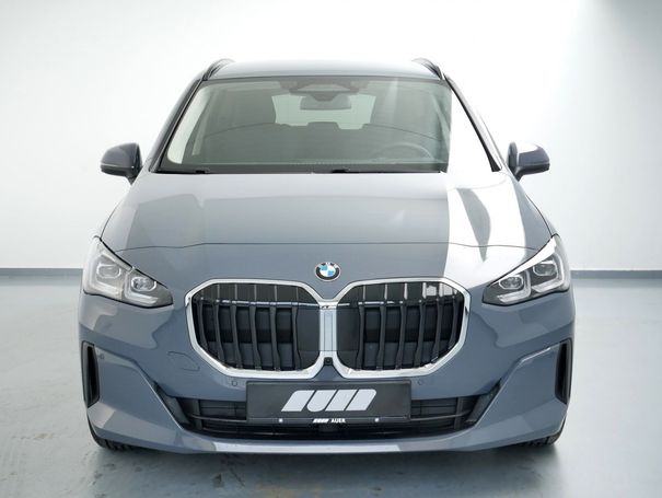 BMW 220i Active Tourer 115 kW image number 2