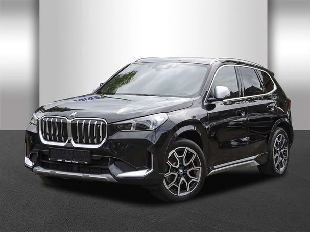 BMW iX1 xDrive30 xLine 230 kW image number 1