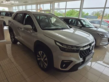 Car image 4