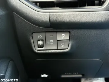 Car image 34